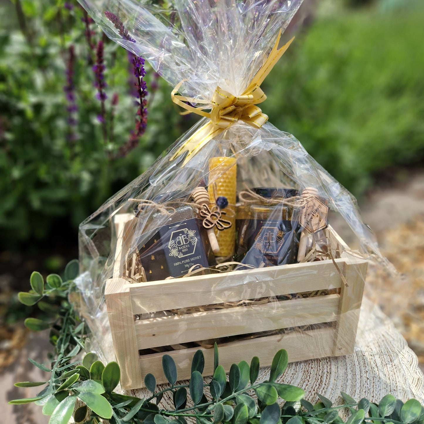 'The Golden Pair' Gift Crate
