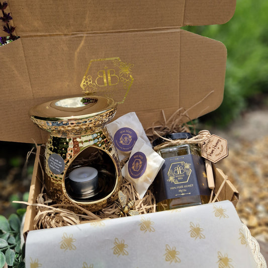 'Cosy Glow and Golden Flow' Hamper