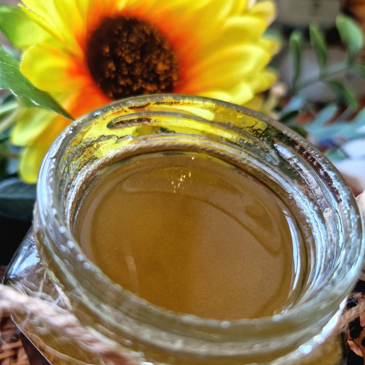 'Golden Goo'-100% Pure Honey 340g Jar Spring Crop